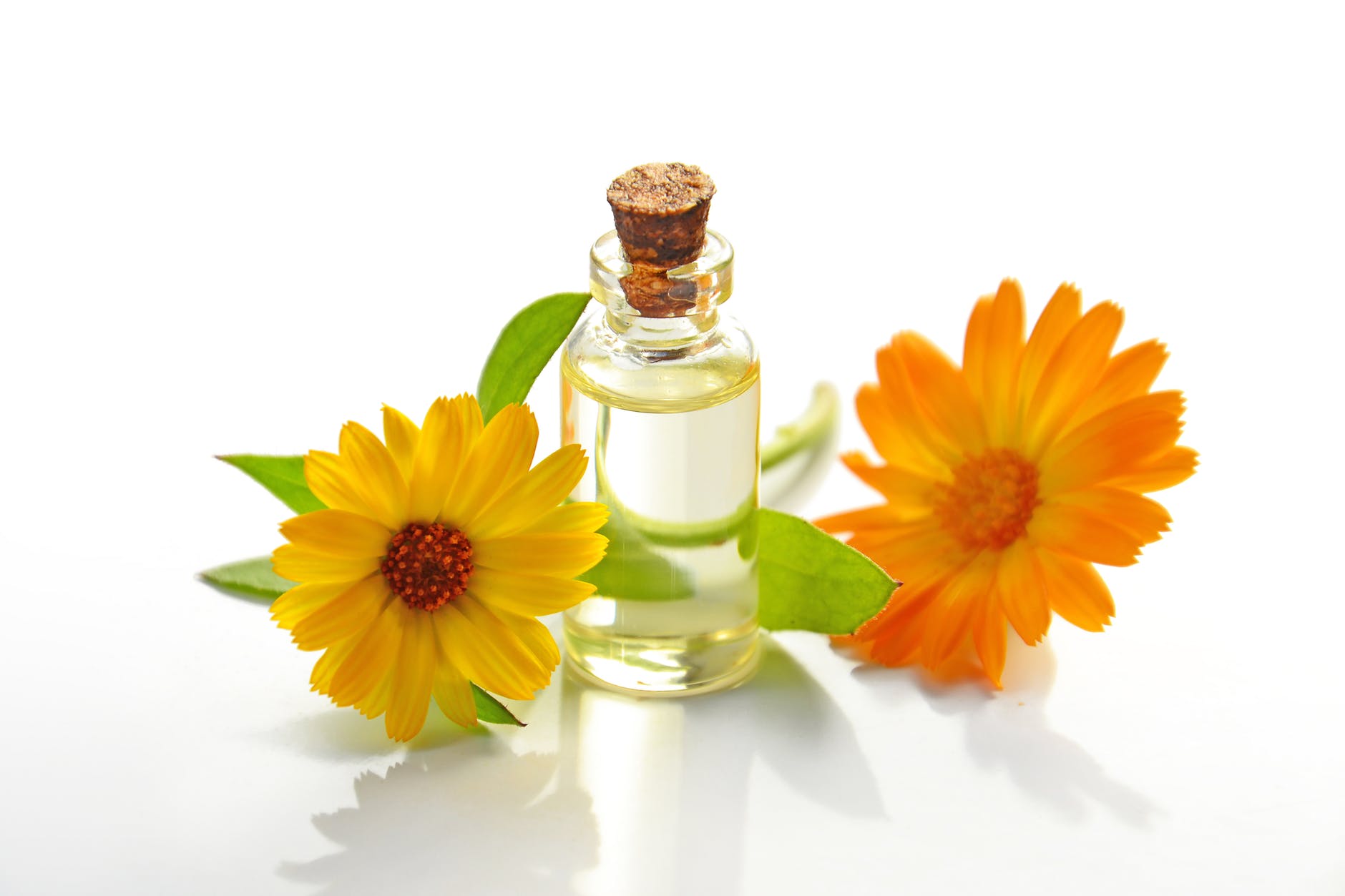 Farfalla ätherische Öle, -Mischungen und Raumsprays